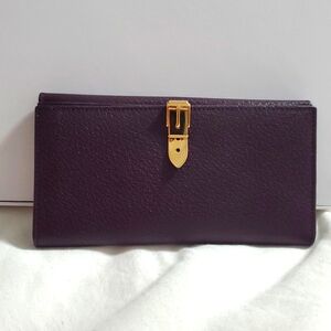 🇮🇹💜NWOT RARE VINTAGE GUCCI Gold Buckle Clasp Purple Leather Long Wallet